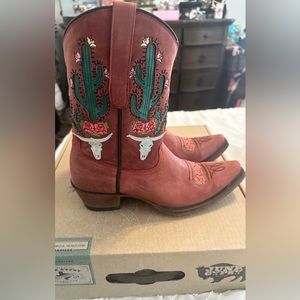 Junk Gypsy Cowgirl boots